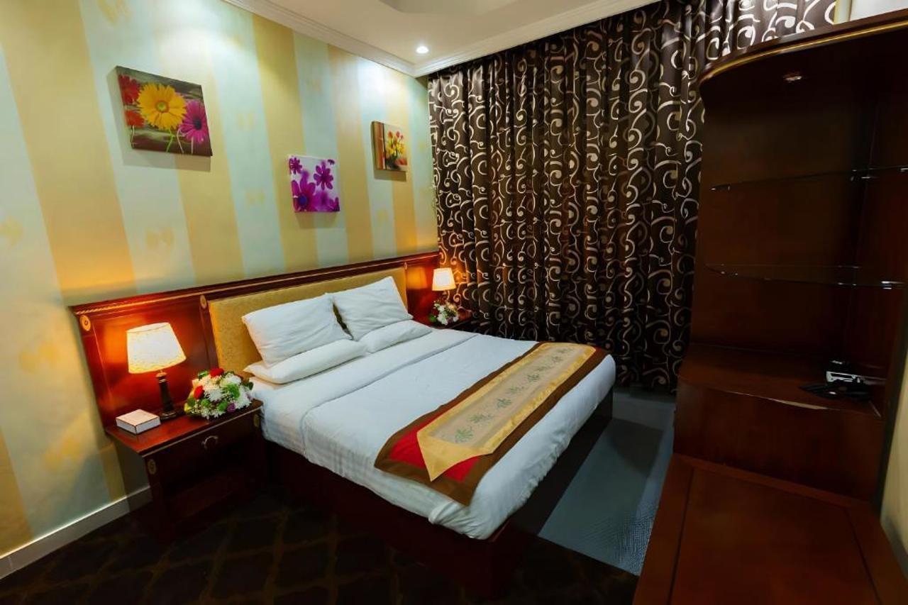 Dream Palace Hotel Ajman Ngoại thất bức ảnh