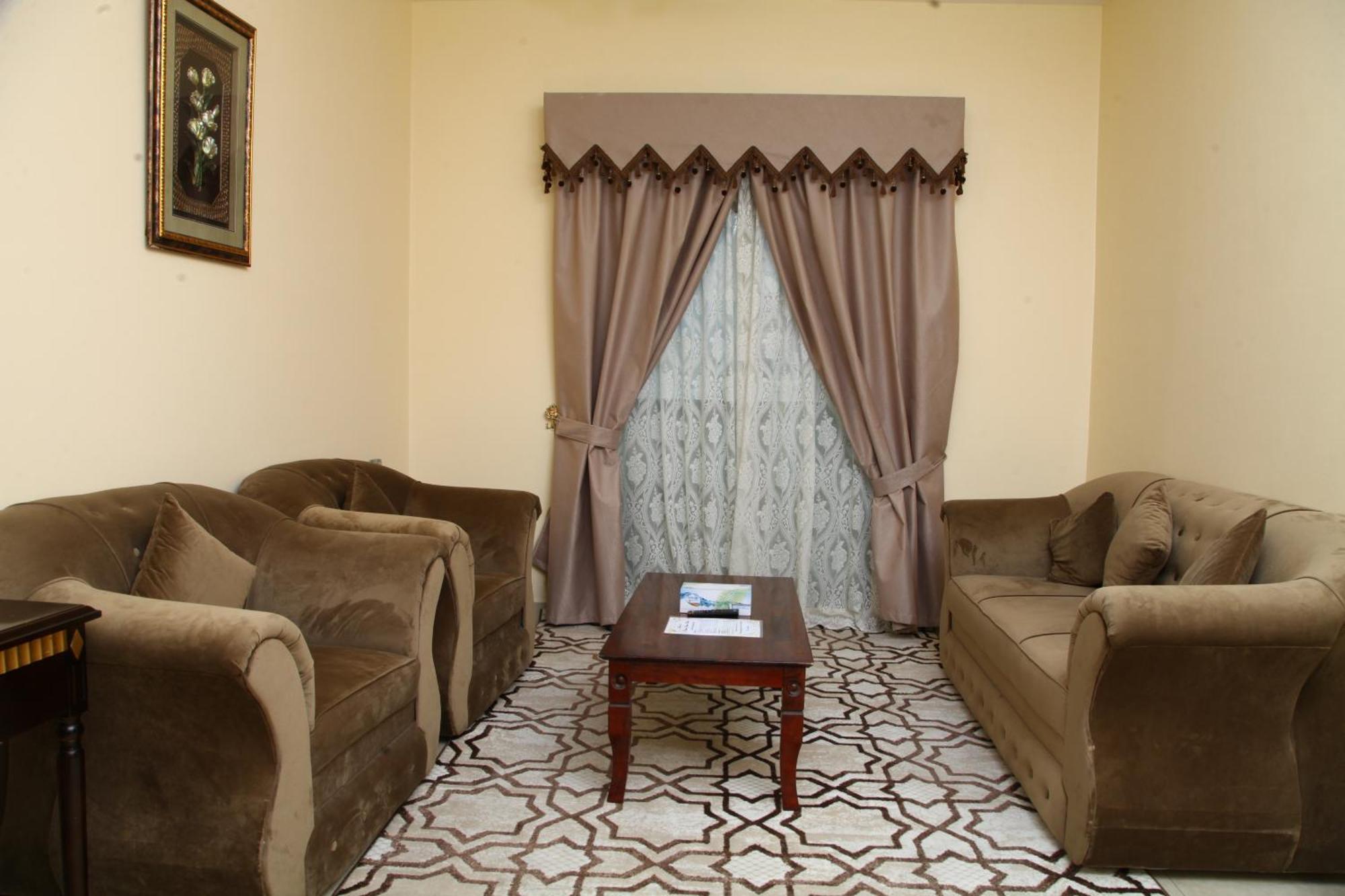 Dream Palace Hotel Ajman Ngoại thất bức ảnh