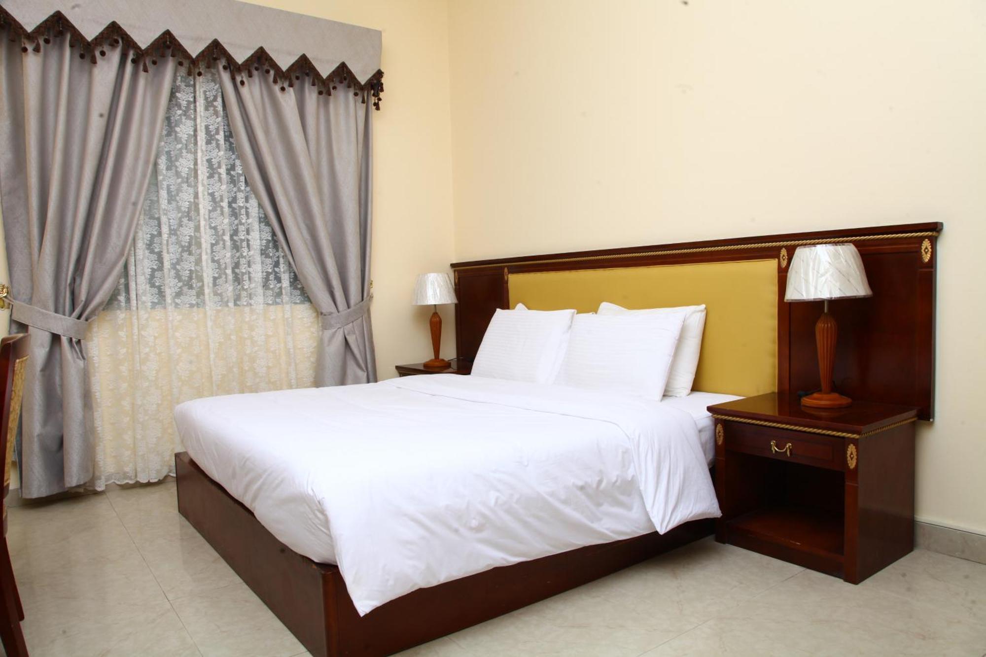 Dream Palace Hotel Ajman Ngoại thất bức ảnh
