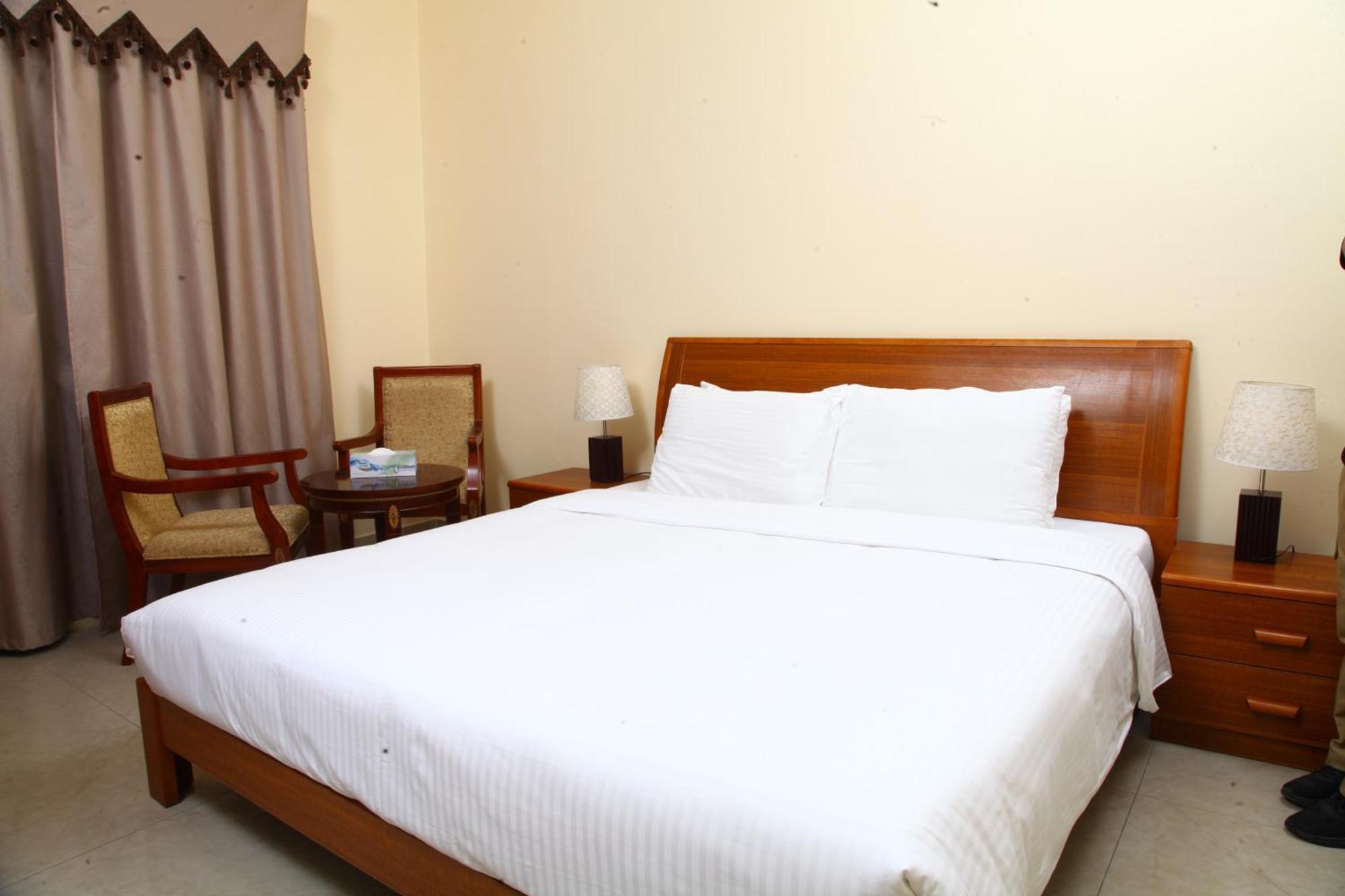 Dream Palace Hotel Ajman Ngoại thất bức ảnh
