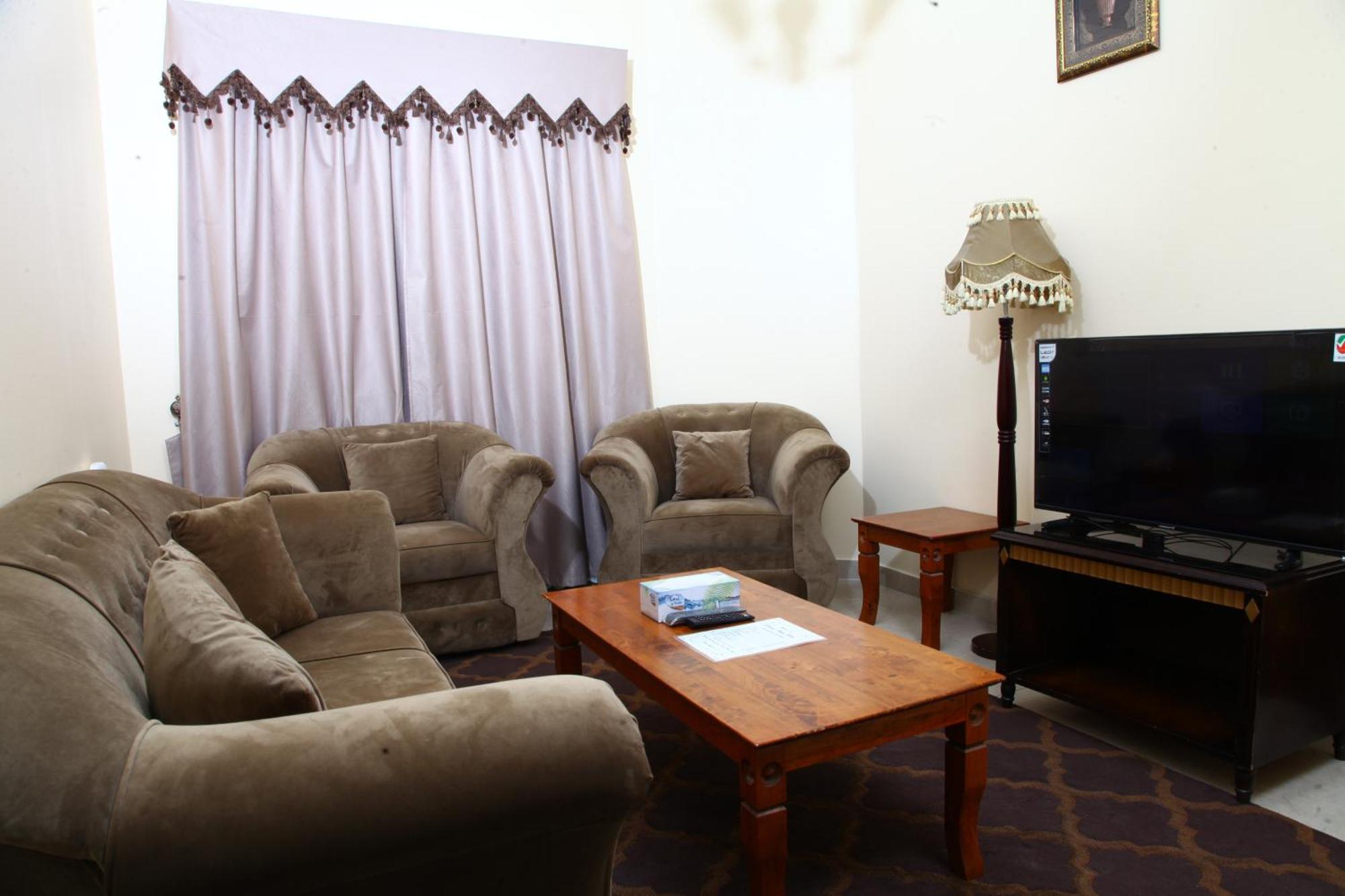 Dream Palace Hotel Ajman Ngoại thất bức ảnh