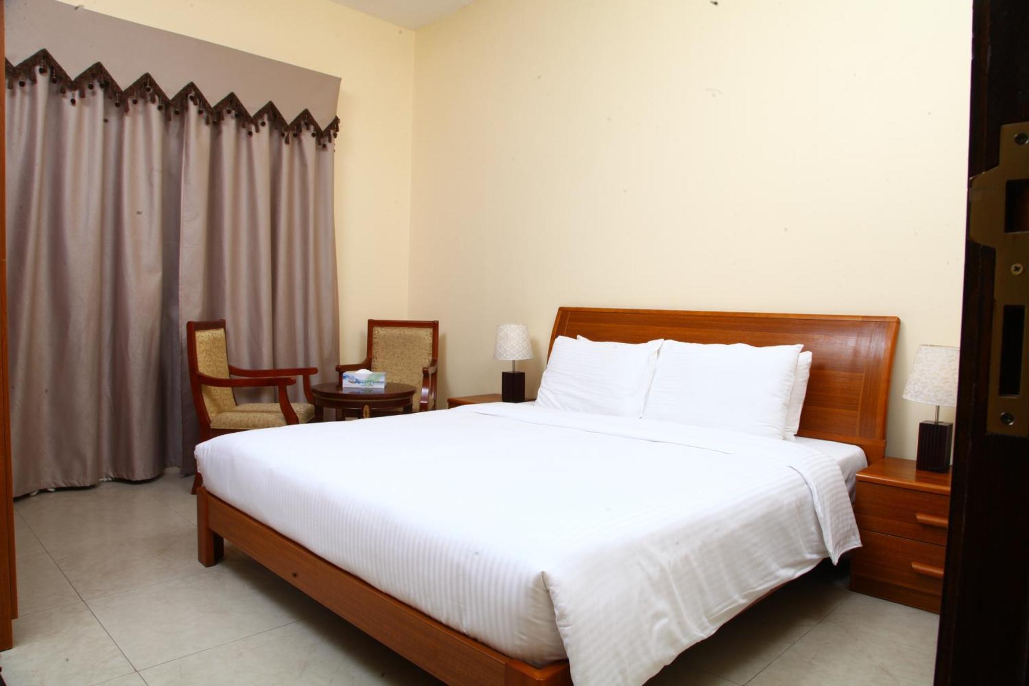 Dream Palace Hotel Ajman Ngoại thất bức ảnh